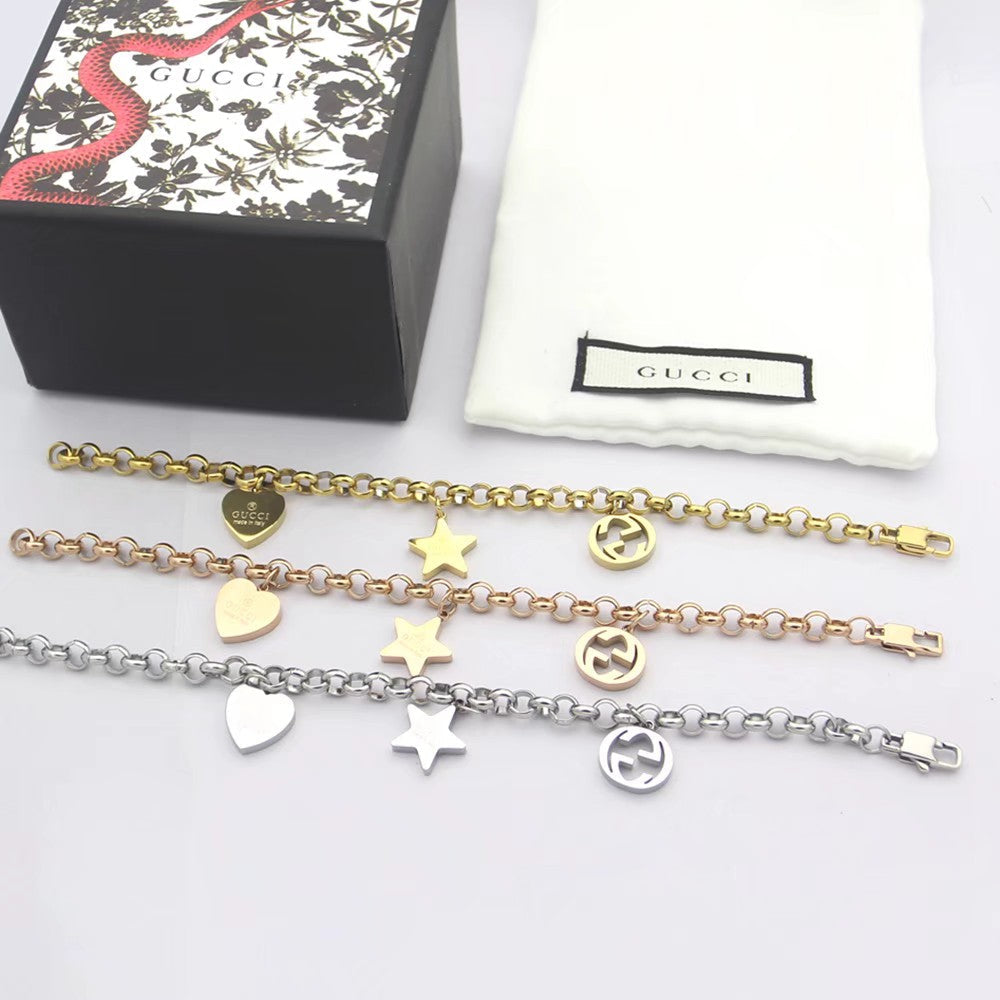 G u c c I bracelet